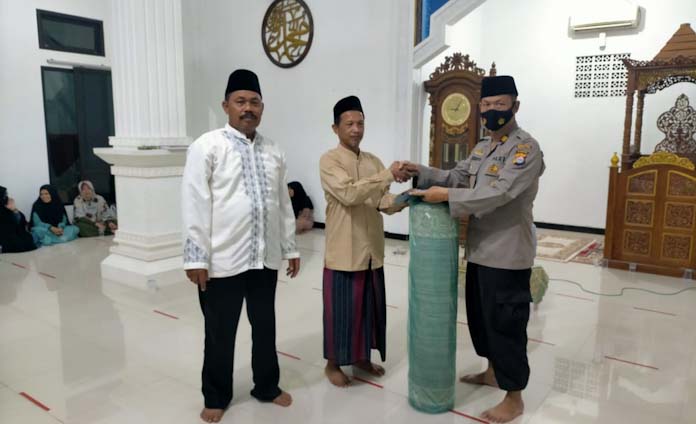 Giat Tarjung, Kapolsek walantaka Kunjungi Mesjid Darul mutaqin perum Puri citra