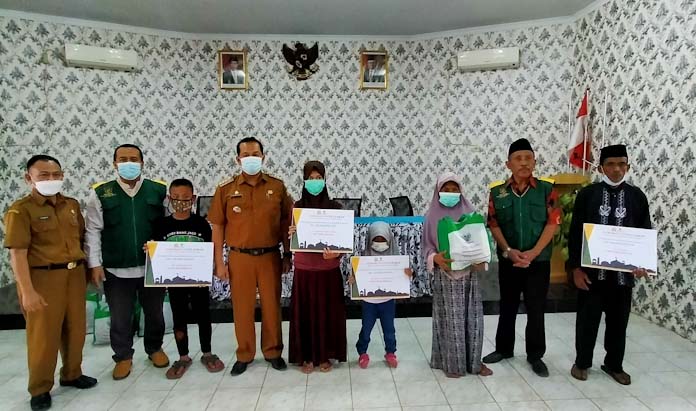 Baznas Kota Serang, Salurkan Bantuan pada Warga Kecamatan Walantaka