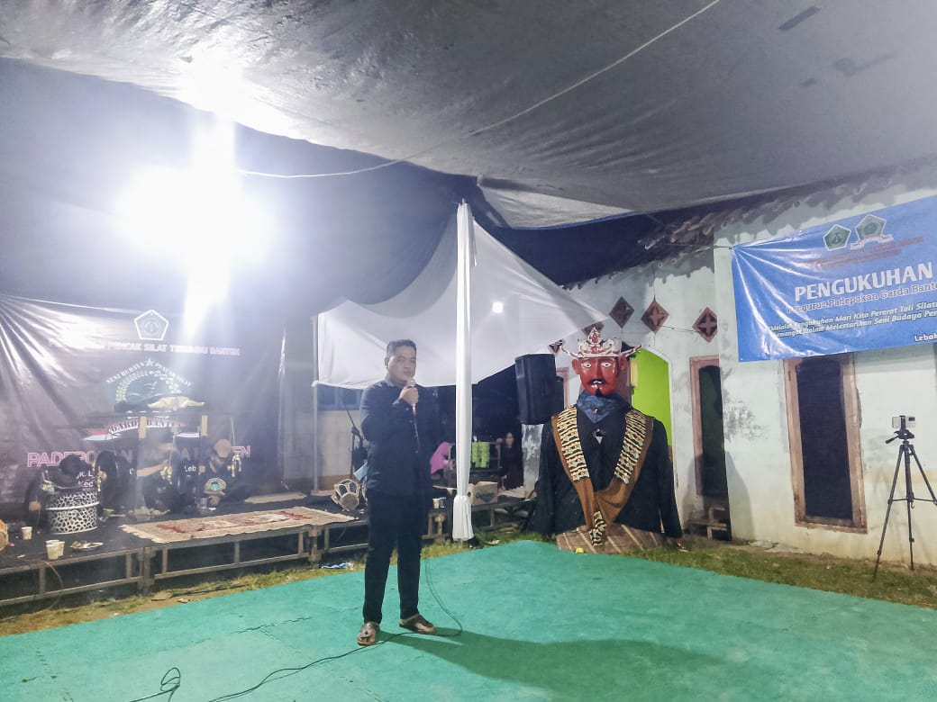 PENGUKUHAN PADEPOKAN PENCAT SILAT DI KEL LEBAKWANGI