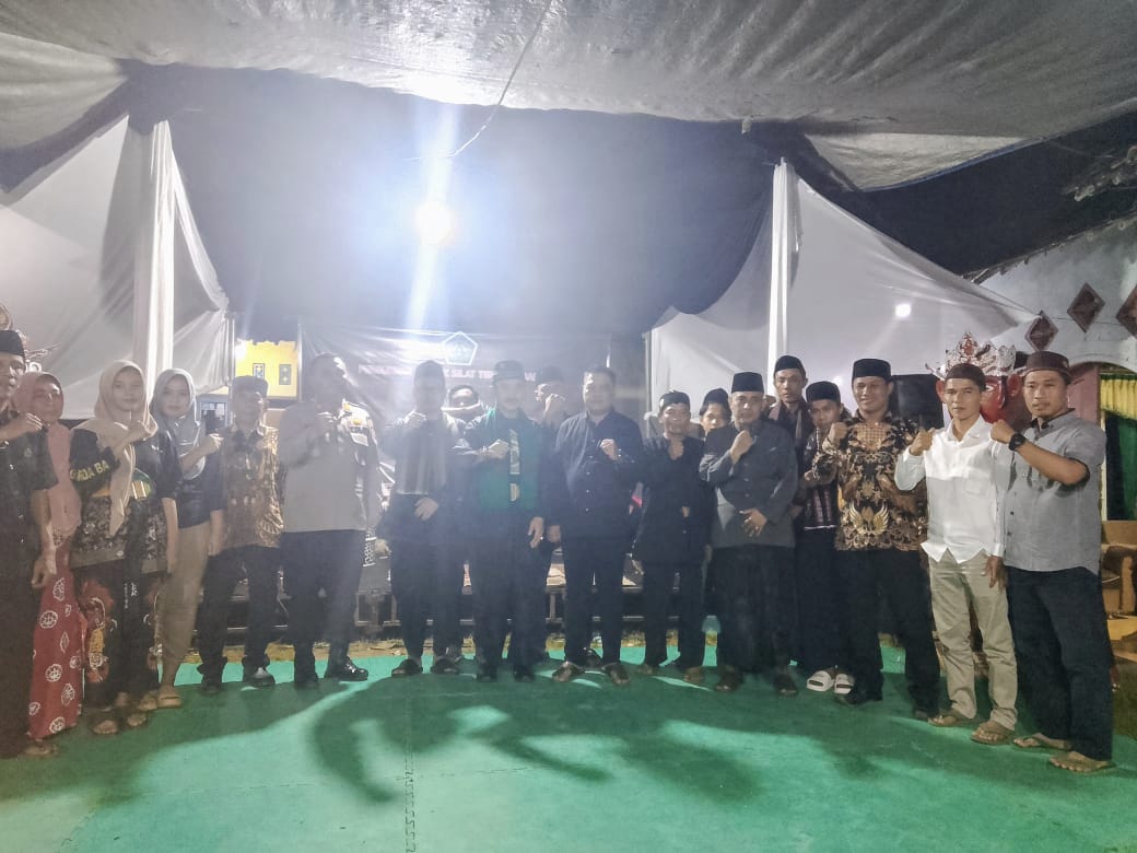 PENGUKUHAN PADEPOKAN PENCAT SILAT DI KEL LEBAKWANGI