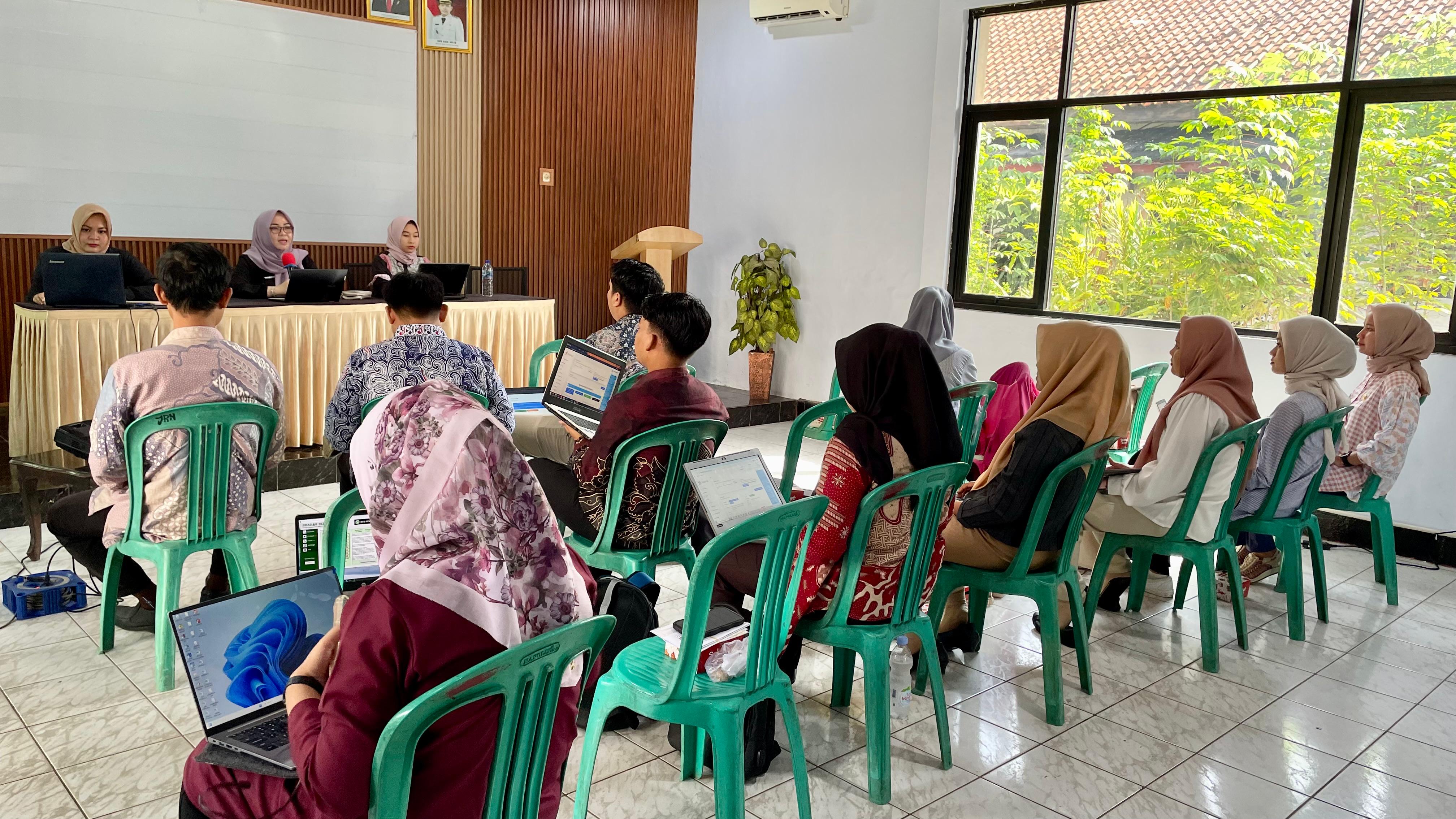 Sosialisasi E-KINERJA dan SIMPEG CPNS